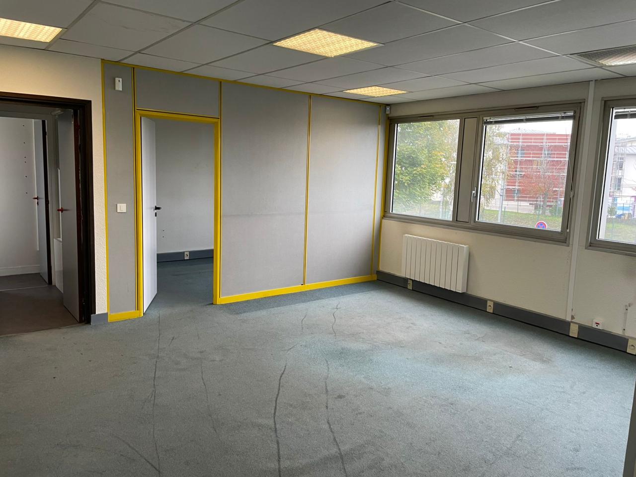 Bureau Noisiel 482m² Vente bureau Noisiel Seine-et-Marne OVBUR2425128 1